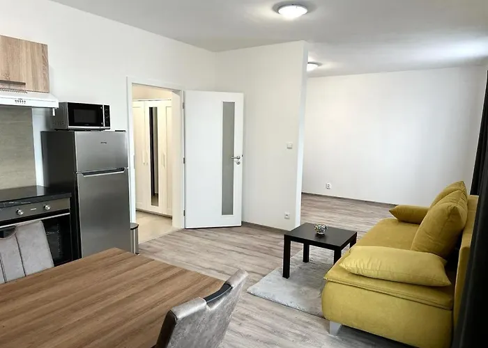 Sky Apartments 508